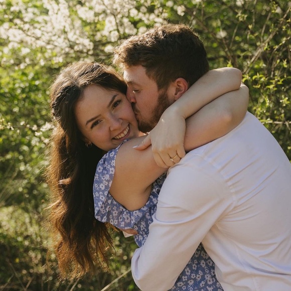 Meet your Posher, Olivia - Picture 1 of 1